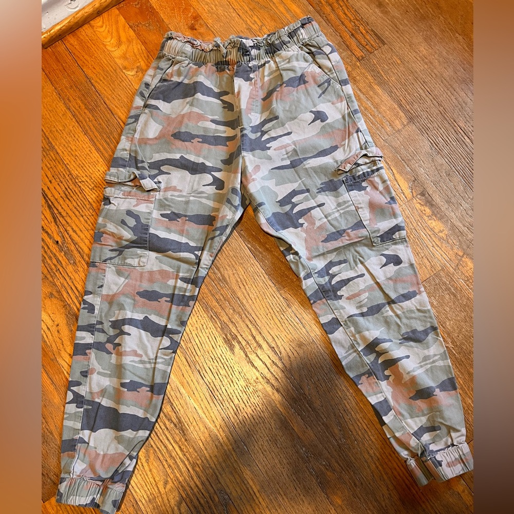 Abercrombie kids camo joggers